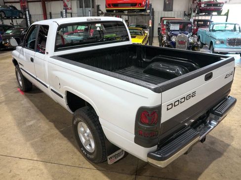 Used 1999 Dodge Ram 1500 Truck 4x4 Quad Cab image 16