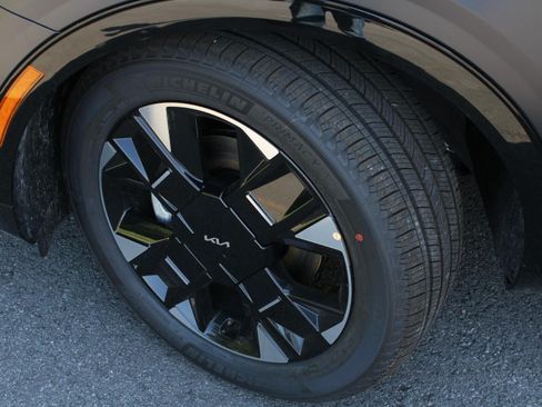 New 2026 Kia Sportage SX AWD/4WD image 9