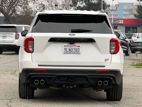 Certified 2024 Ford Explorer ST w/ Equipment Group 401A image 5