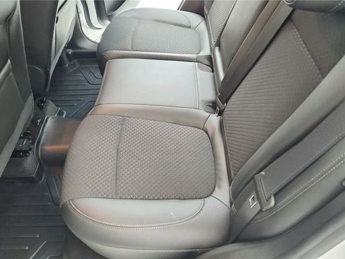 Used 2022 Buick Encore Preferred w/ Safety Package AWD/4WD image 13