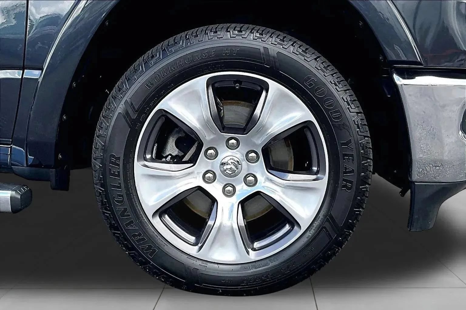 Used 2021 RAM 1500 Laramie RWD image 8