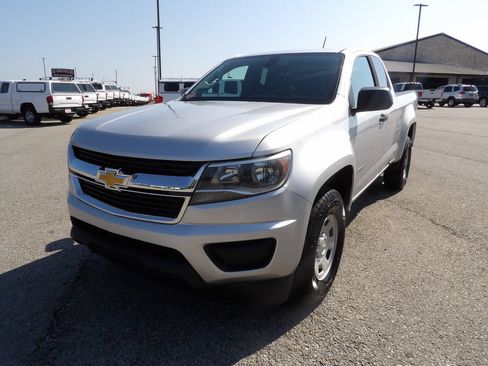 Used 2020 Chevrolet Colorado W/T RWD image 49