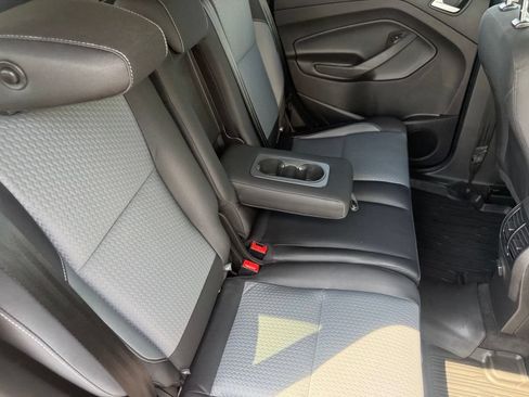 Certified 2018 Ford Escape SE w/ SE Sync 3 Package FWD image 55