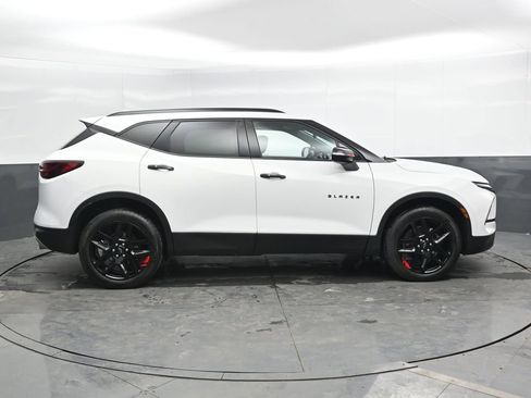 Used 2023 Chevrolet Blazer LT AWD/4WD image 5