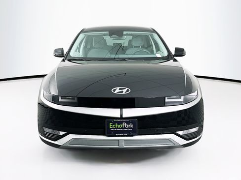 Used 2024 Hyundai Ioniq 5 SEL RWD image 2