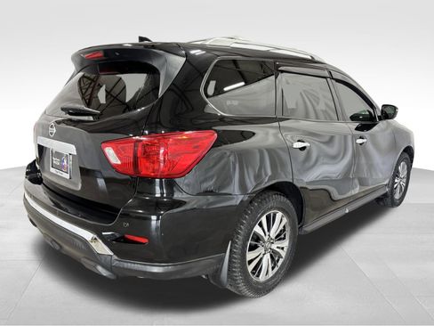 Used 2019 Nissan Pathfinder S image 6