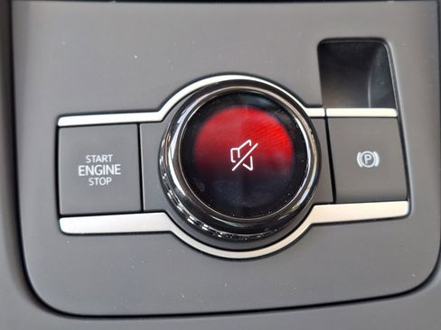 New 2026 Volkswagen Tiguan SE image 16