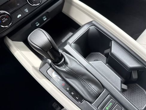 Used 2025 Honda Accord LX image 29
