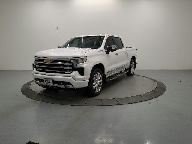 Used 2024 Chevrolet Silverado 1500 High Country w/ High Country Premium Package AWD/4WD image 19