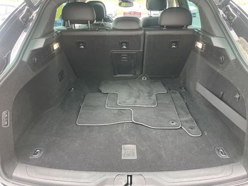 Used 2022 Maserati Levante GT image 12