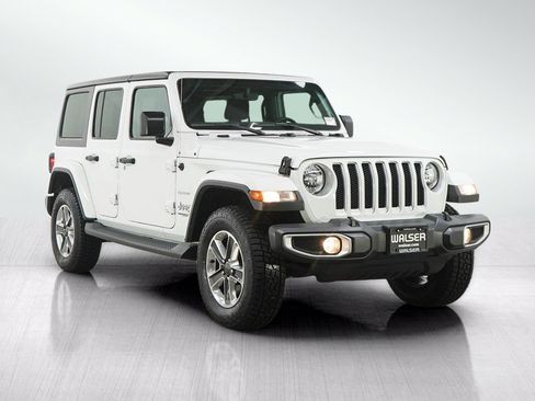 Used 2019 Jeep Wrangler Unlimited Sahara w/ Uconnect 4C Nav & Sound Group AWD/4WD image 7