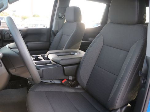 New 2026 Chevrolet Silverado 1500 Custom w/ LPO, Dark Essentials Package image 14