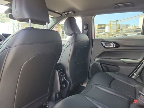 New 2026 Jeep Compass Latitude image 12