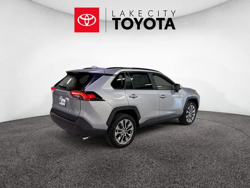 Used 2025 Toyota RAV4 XLE Premium image 7