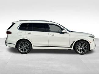 New 2026 BMW X7 xDrive40i w/ Premium Package video 2