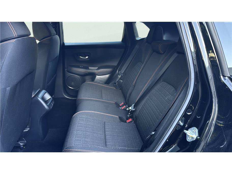 Used 2024 Honda HR-V Sport image 11