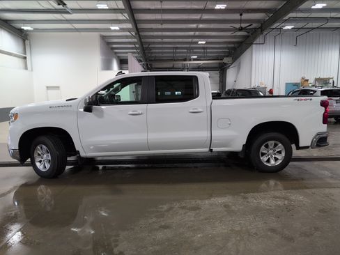 Used 2023 Chevrolet Silverado 1500 LT w/ Protection Package AWD/4WD image 5