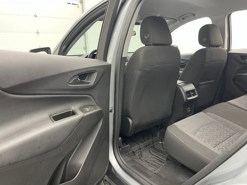 Used 2024 Chevrolet Equinox LT FWD image 35