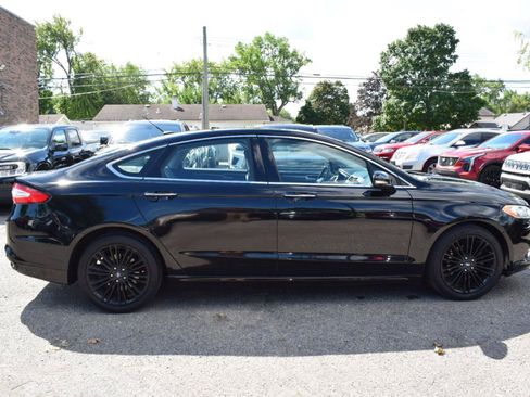 Used 2016 Ford Fusion SE w/ Equipment Group 202A AWD/4WD image 5