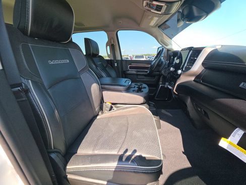Used 2024 RAM 2500 Laramie w/ Safety Group AWD/4WD image 5
