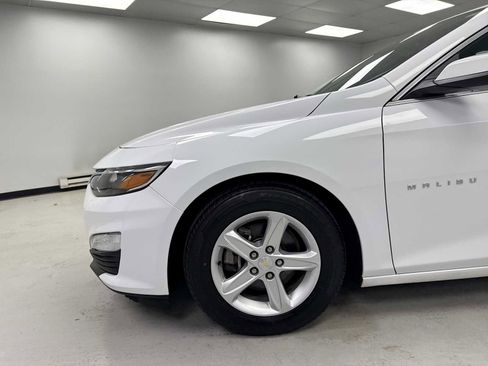 Used 2020 Chevrolet Malibu LS w/ Driver Confidence Package II image 24