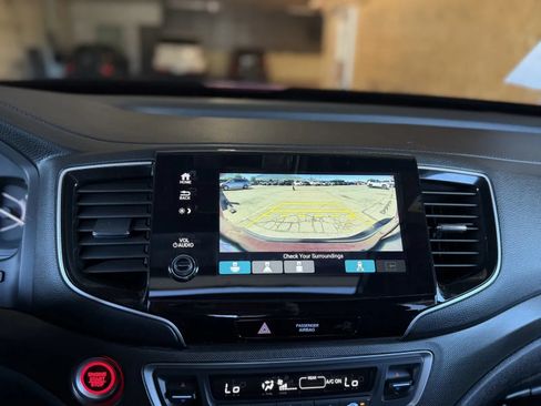 Used 2022 Honda Passport TrailSport image 32