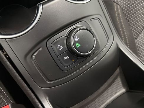 Certified 2024 GMC Terrain SLE FWD image 26