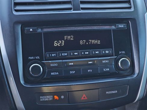 Used 2014 Mitsubishi Outlander Sport ES image 19