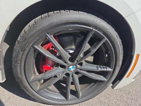 Used 2023 BMW 330i xDrive Sedan w/ M Sport Package image 2