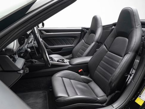 Used 2021 Porsche 911 Turbo AWD/4WD image 7