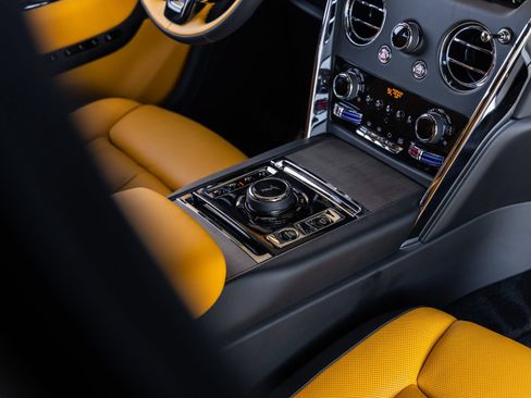 New 2026 Rolls-Royce Cullinan AWD/4WD image 43