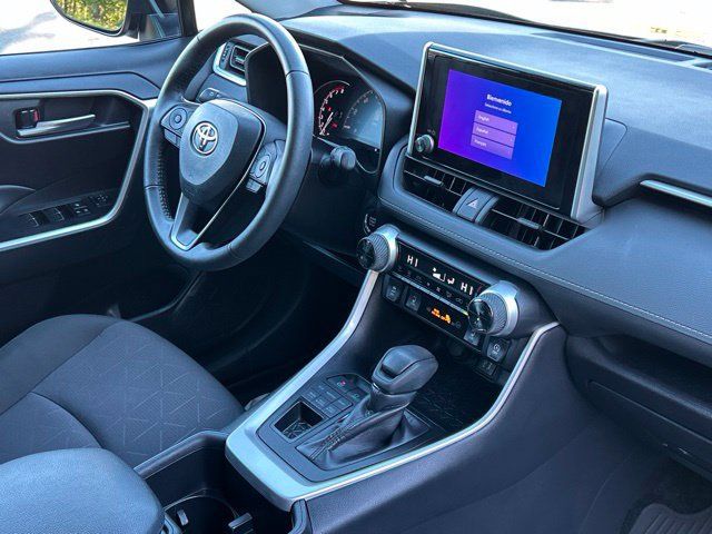 Used 2024 Toyota RAV4 XLE w/ Convenience Package AWD/4WD image 30