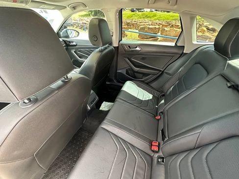 Used 2024 Volkswagen Jetta SEL FWD image 17