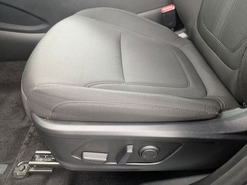 Used 2025 Hyundai Tucson SEL AWD/4WD image 17