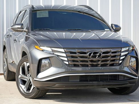 Used 2022 Hyundai Tucson SEL w/ Convenience + Premium Package image 2