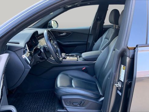 Used 2021 Audi Q8 Premium AWD/4WD image 8