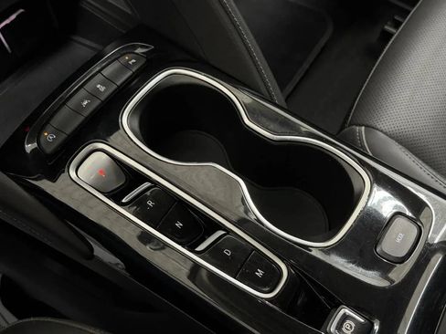 Used 2023 Buick Envision Essence FWD image 28