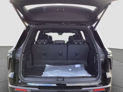 New 2026 Chevrolet Traverse RS w/ LPO, Floor Liner Package image 20