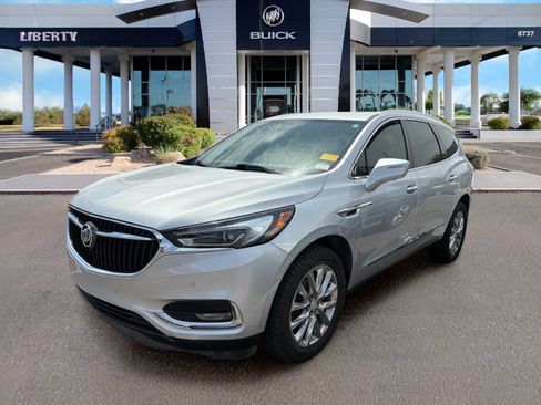 Used 2020 Buick Enclave Premium w/ Surround and Sites Package FWD image 5