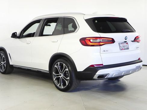 Used 2020 BMW X5 sDrive40i w/ Premium Package image 9