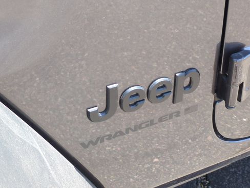New 2025 Jeep Wrangler Sport S image 23