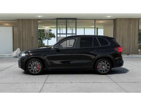New 2026 BMW X5 xDrive40i w/ M Sport Package AWD/4WD image 4
