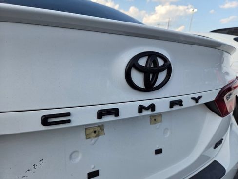 Used 2024 Toyota Camry SE FWD image 9