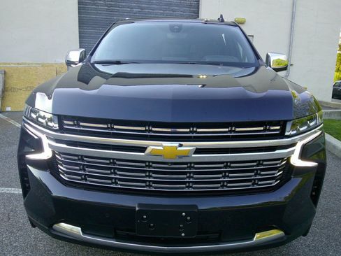 Used 2021 Chevrolet Suburban Premier w/ Premium Package AWD/4WD image 97