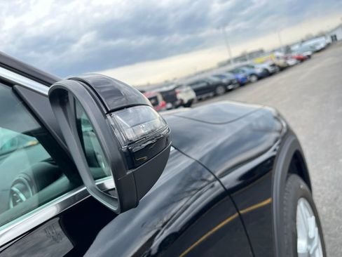 Used 2023 Mercedes-Benz GLB 250 4MATIC image 18