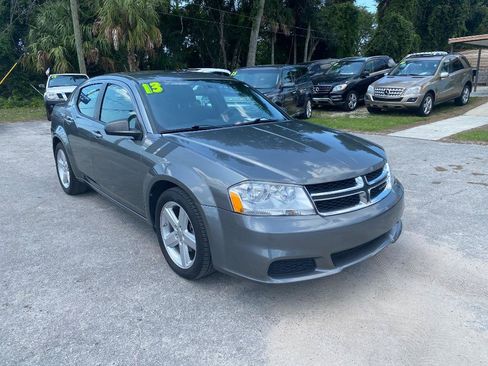 Used 2013 Dodge Avenger SE FWD image 5