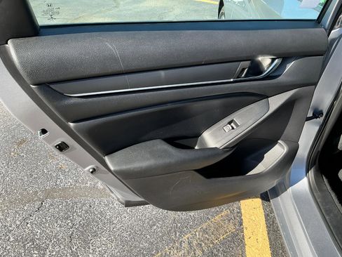 Used 2022 Honda Accord LX image 18