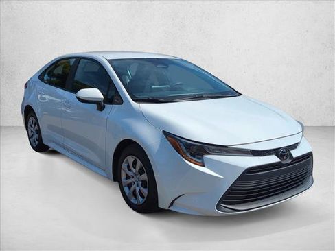 Certified 2024 Toyota Corolla LE FWD image 3