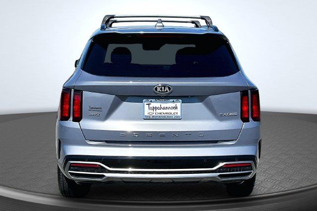 Used 2021 Kia Sorento EX w/ Panoramic Sunroof Package AWD/4WD image 5
