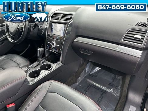 Used 2017 Ford Explorer Sport image 10